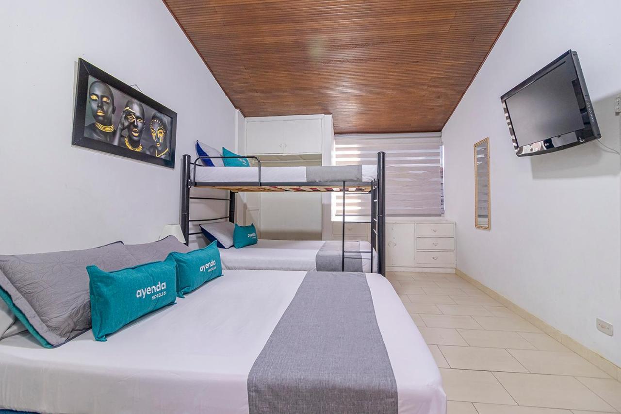 Ayenda Hostal El Tocororo โบโกตา ภายนอก รูปภาพ