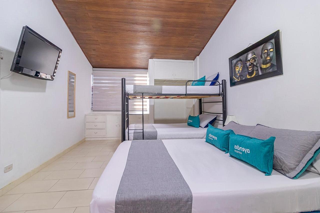 Ayenda Hostal El Tocororo โบโกตา ภายนอก รูปภาพ
